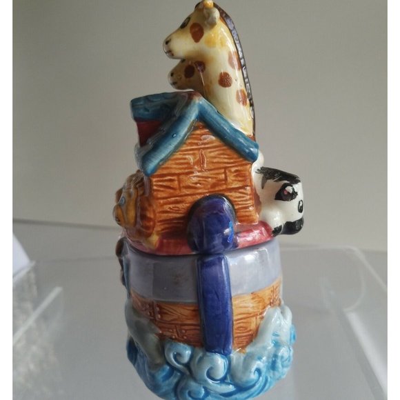 Noahs Ark stackable Salt and Pepper Shaker Set by Hometrends - Picture 4 of 7